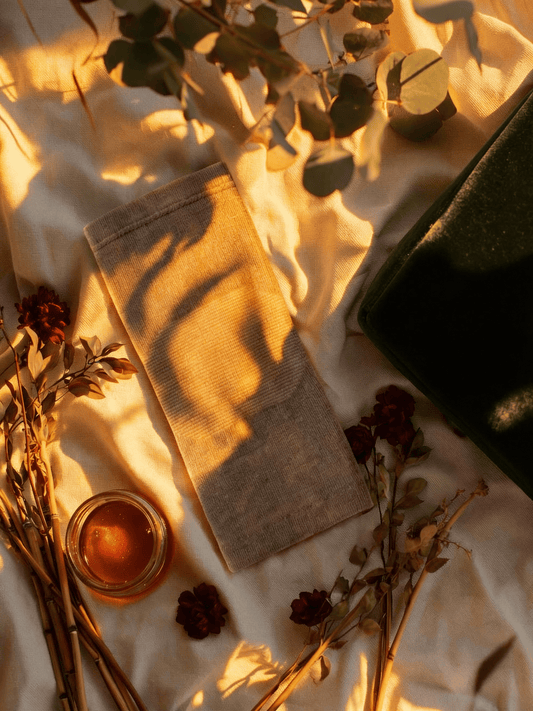 YIU BAMBOO KNEE SLEEVES